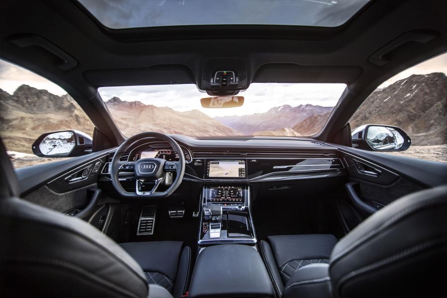 Торпедо Audi SQ8 TDI by ABT 2019 года  (фото 4 из 19)
